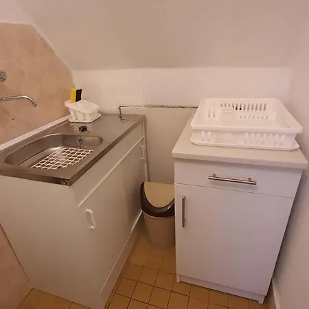 Apartment In 42285